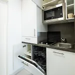 Bright Stylish Apartment In A Top Location