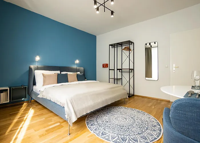 Bright Stylish Apartment In A Top Location
